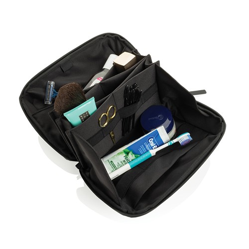 Swiss Peak OSLO RCS Foldable Toiletry Pouch Swiss Peak OSLO RCS Foldable Toiletry Pouch