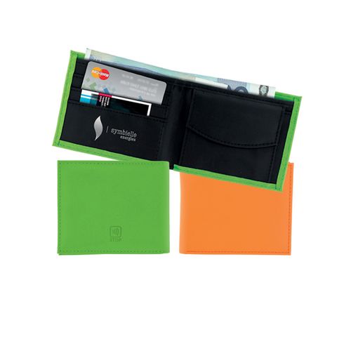 Wallet with anti-RFID protection Wallet with anti-RFID protection