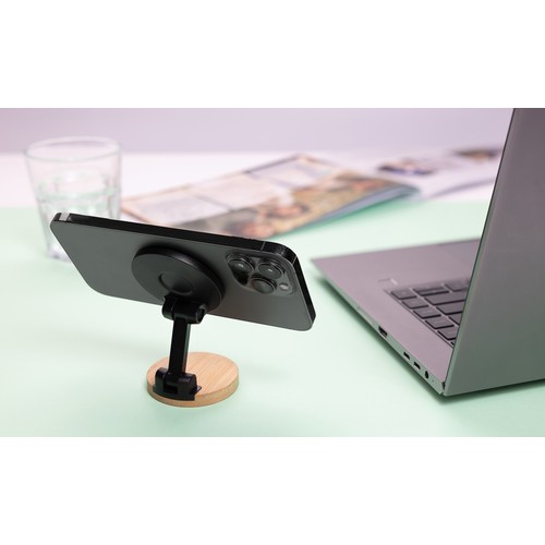 Magmount RCS recycled plastic and bamboo phone stand