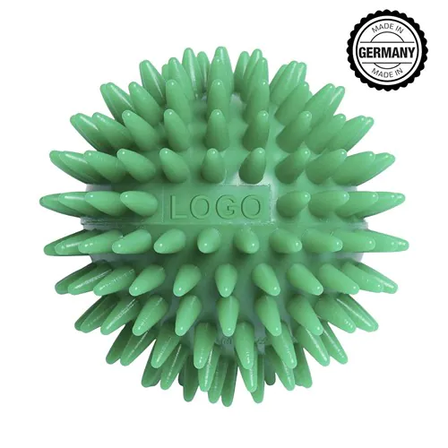 Balle de massage hérisson avec gaufrage rectangulaire (78 mm, couleur personnalisée), "Made in Germany"