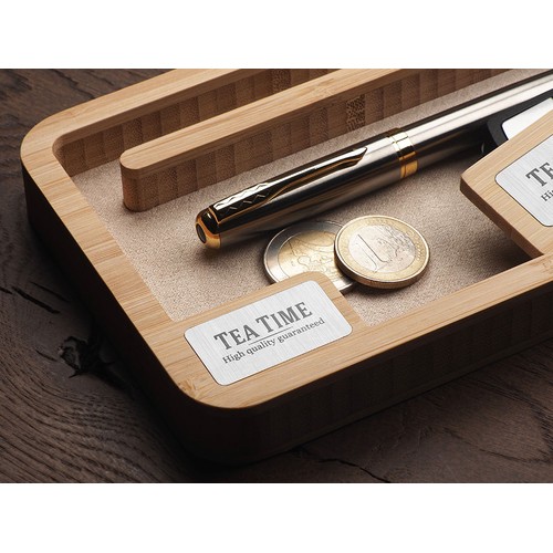 Drewniany organizer na biurko Drewniany organizer na biurko