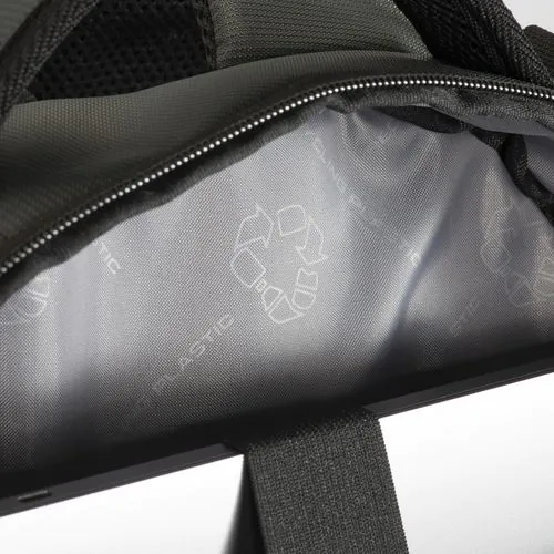Laptop backpack in recycled PET Laptop backpack in recycled PET