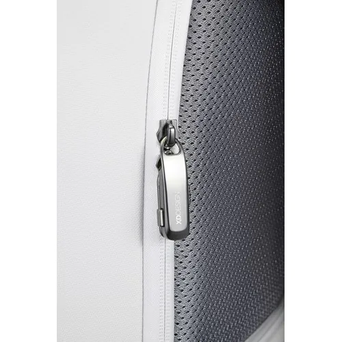 Bobby Edge Bobby Edge