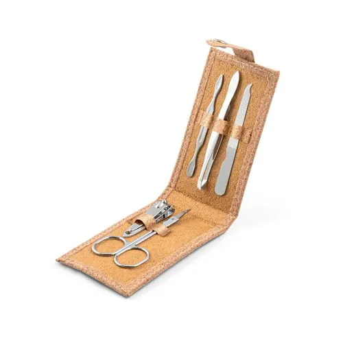 ZENA. Set de manucure en liège avec pièces en acier inoxydable ZENA. Set de manucure en liège avec pièces en acier inoxydable