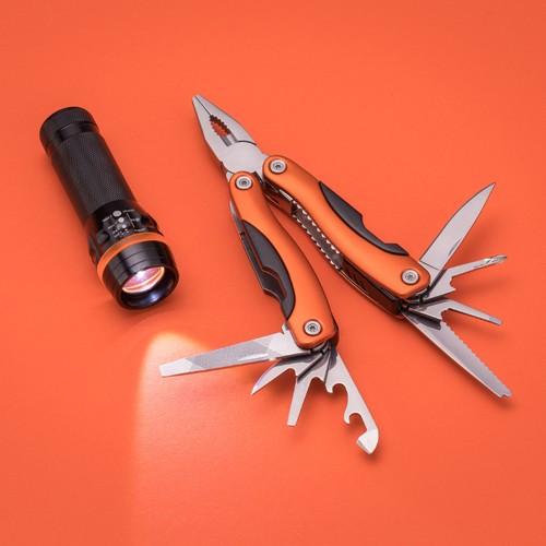 CONJUNTO COLORADO II: LINTERNA LED Y HERRAMIENTA MULTIUSO