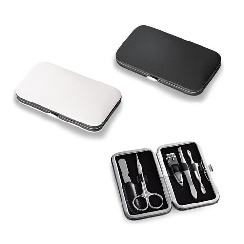 DIAZ. Five-piece manicure set DIAZ. Five-piece manicure set