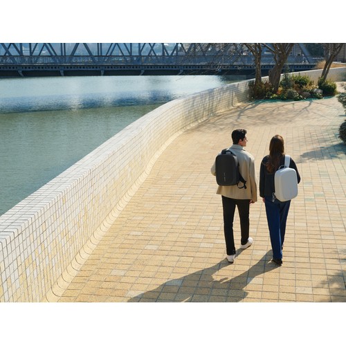 Bobby Edge Bobby Edge