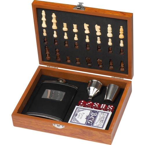 Playset with hip flask, chess and card game