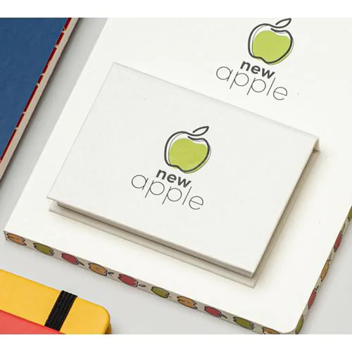 Juego de notas autoadhesivas de papel reciclado con tapa dura de papel de manzana