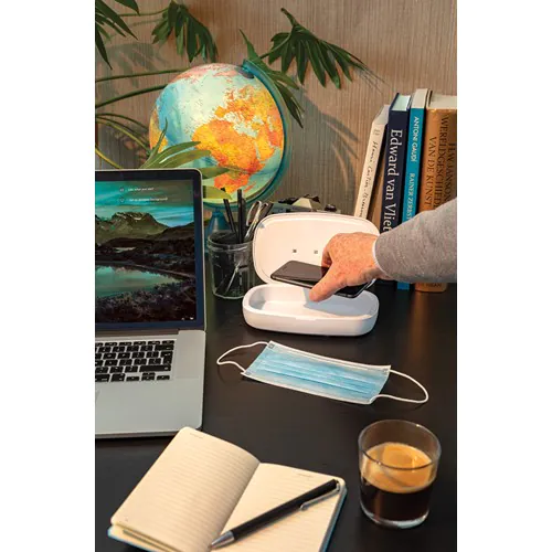 UV-C steriliser box with 5W wireless charger UV-C steriliser box with 5W wireless charger