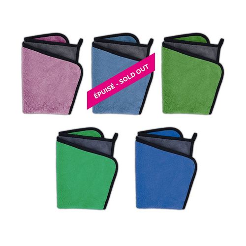 MICROFIBER TOWEL 30 x 40 cm MICROFIBER TOWEL 30 x 40 cm