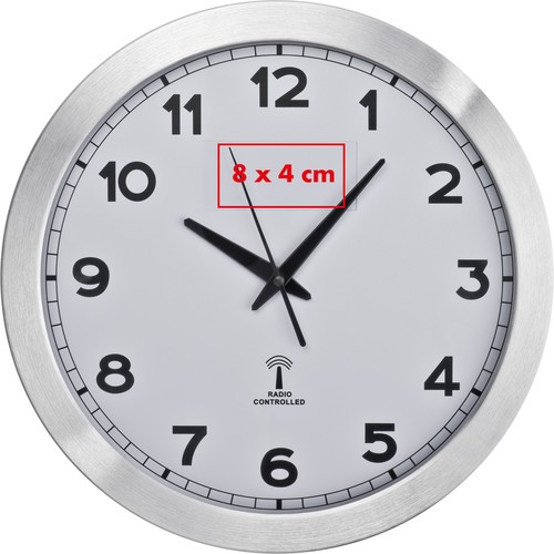 Reloj de metal con hora radio controlada. Reloj de metal con hora radio controlada.