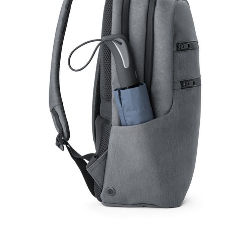 BROOKLYN. Waterdichte 2Tone Nylon 15'' laptoprugzak BROOKLYN. Waterdichte 2Tone Nylon 15'' laptoprugzak
