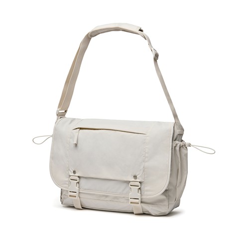 Bolsa bandolera KENTO URBAN RCS nailon reciclado 15,6 Bolsa bandolera KENTO URBAN RCS nailon reciclado 15,6