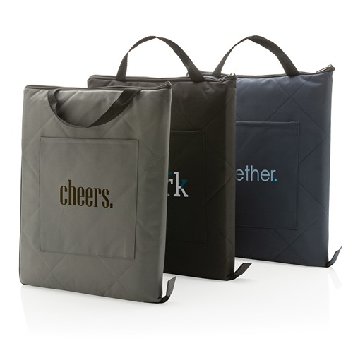 Impact Aware™ RPET foldable quilted picnic blanket Impact Aware™ RPET foldable quilted picnic blanket