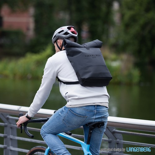 Rollup-Backpack FLASH-BLACK