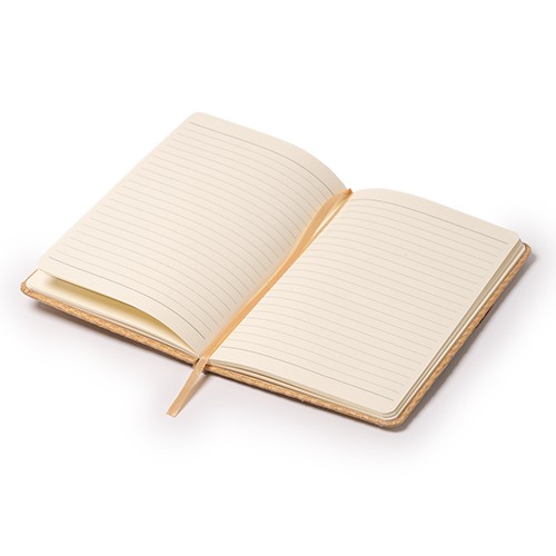 Notebook A5 con copertina rigida. Chiusura elastic Cinira Notebook A5 con copertina rigida. Chiusura elastic Cinira