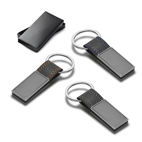 BALE. Metal and PU keyring BALE. Metal and PU keyring