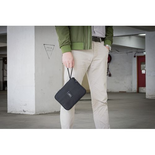 BrandCharger Rover travel wallet