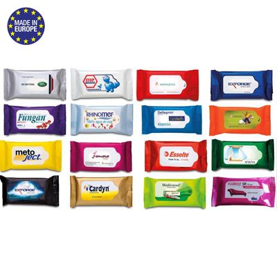 Pack of 10 refreshing wipes