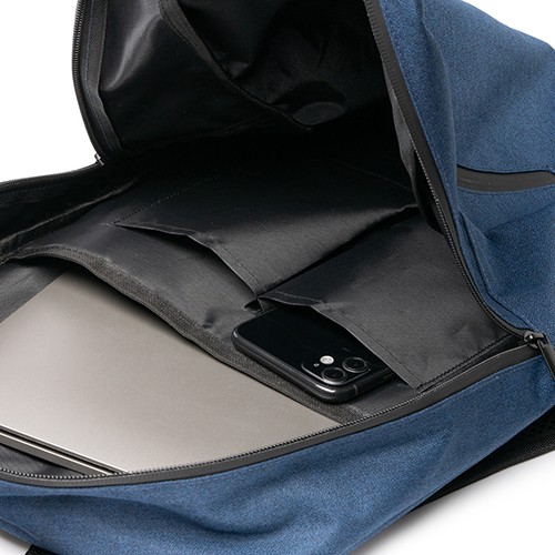 Mochila RPET con acolchado Okoume Mochila RPET con acolchado Okoume
