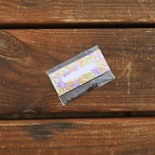 SMALL MAGNET BOOK MARKER WITH CUSTOMIZABLE PACKAGING