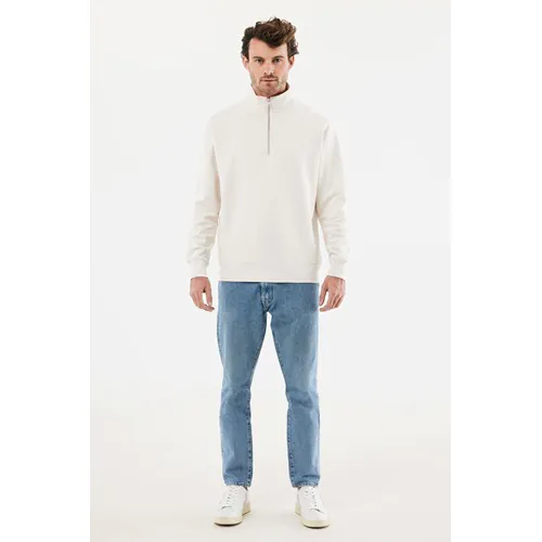 IQONIQ Elgon recycled cotton quarter zip sweater