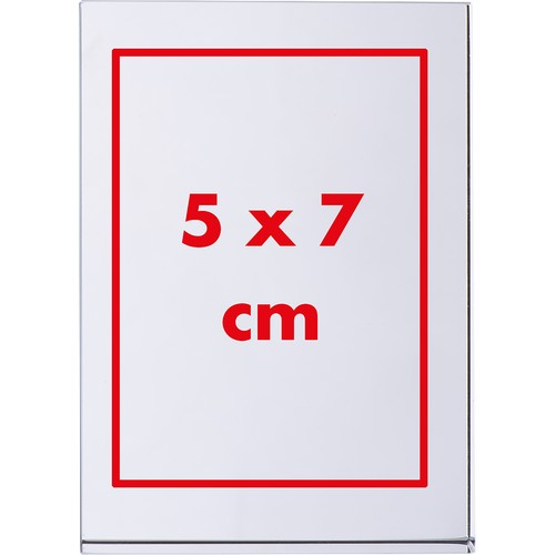 Pequeño bloque rectangular de cristal.