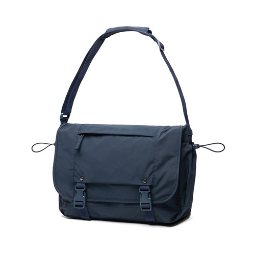 Bolsa bandolera KENTO URBAN RCS nailon reciclado 15,6 Bolsa bandolera KENTO URBAN RCS nailon reciclado 15,6