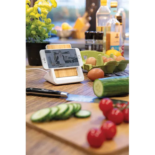 Ontario RCS recycled plastic 10W stand Ontario RCS recycled plastic 10W stand