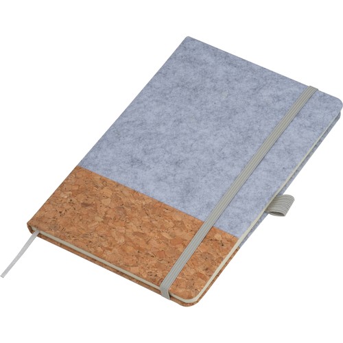 A5 notebook out of cork and felt