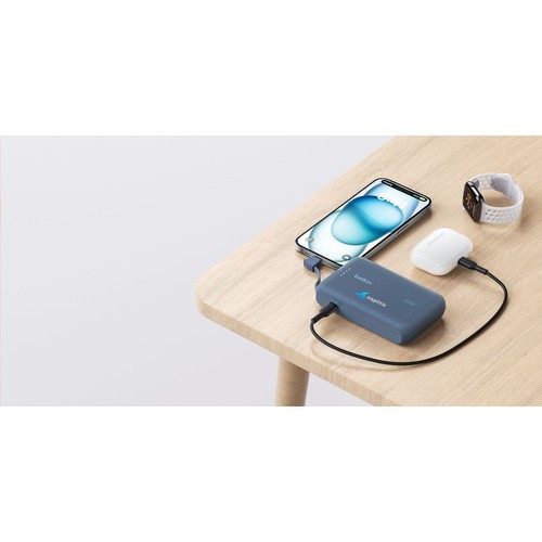 Belkin BoostCharge Power Bank 10K Câble intégré