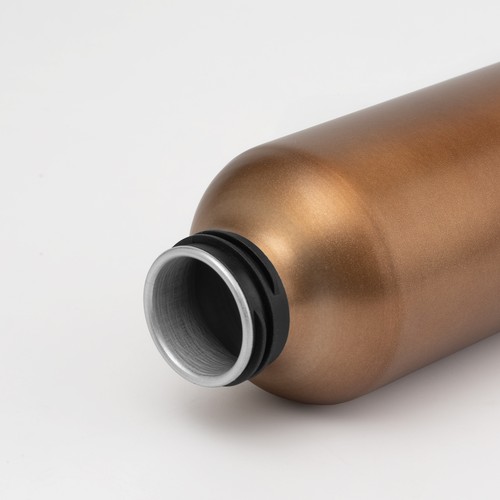 Astrid Trinkflasche Metallic aus recyceltem Edelstahl - 710 ml Astrid Trinkflasche Metallic aus recyceltem Edelstahl - 710 ml