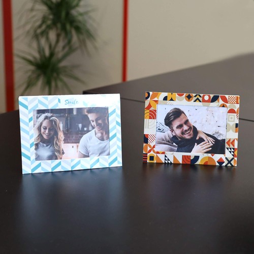 CUSTOMIZABLE CARDBOARD PICTURE FRAME 12X9CM