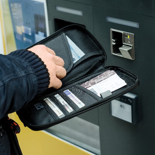 Estuche de Viaje TROIKA SAFE FLIGHT