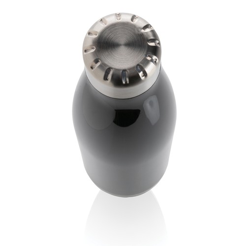 Auslaufsichere Trinkflasche mit Stainless-Steel-Deckel Auslaufsichere Trinkflasche mit Stainless-Steel-Deckel