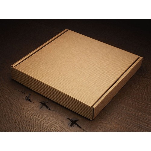 Caja (20,5x20,5x3,2cm) Caja (20,5x20,5x3,2cm)